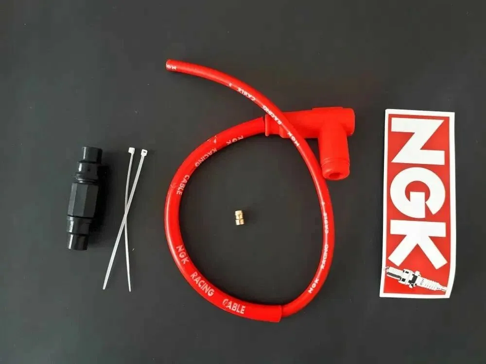 Бронепровод + свечной колпачок NGK CR2 красный